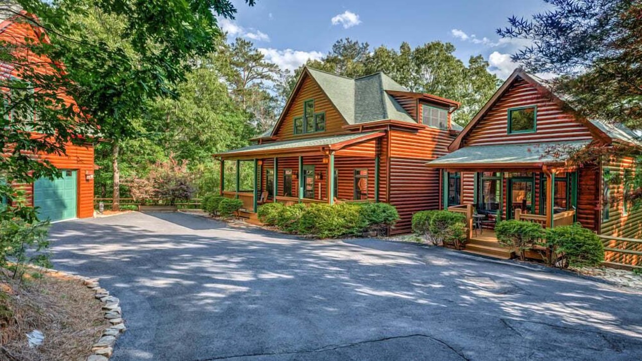 Photo of Outdoor in Foxfire Estates