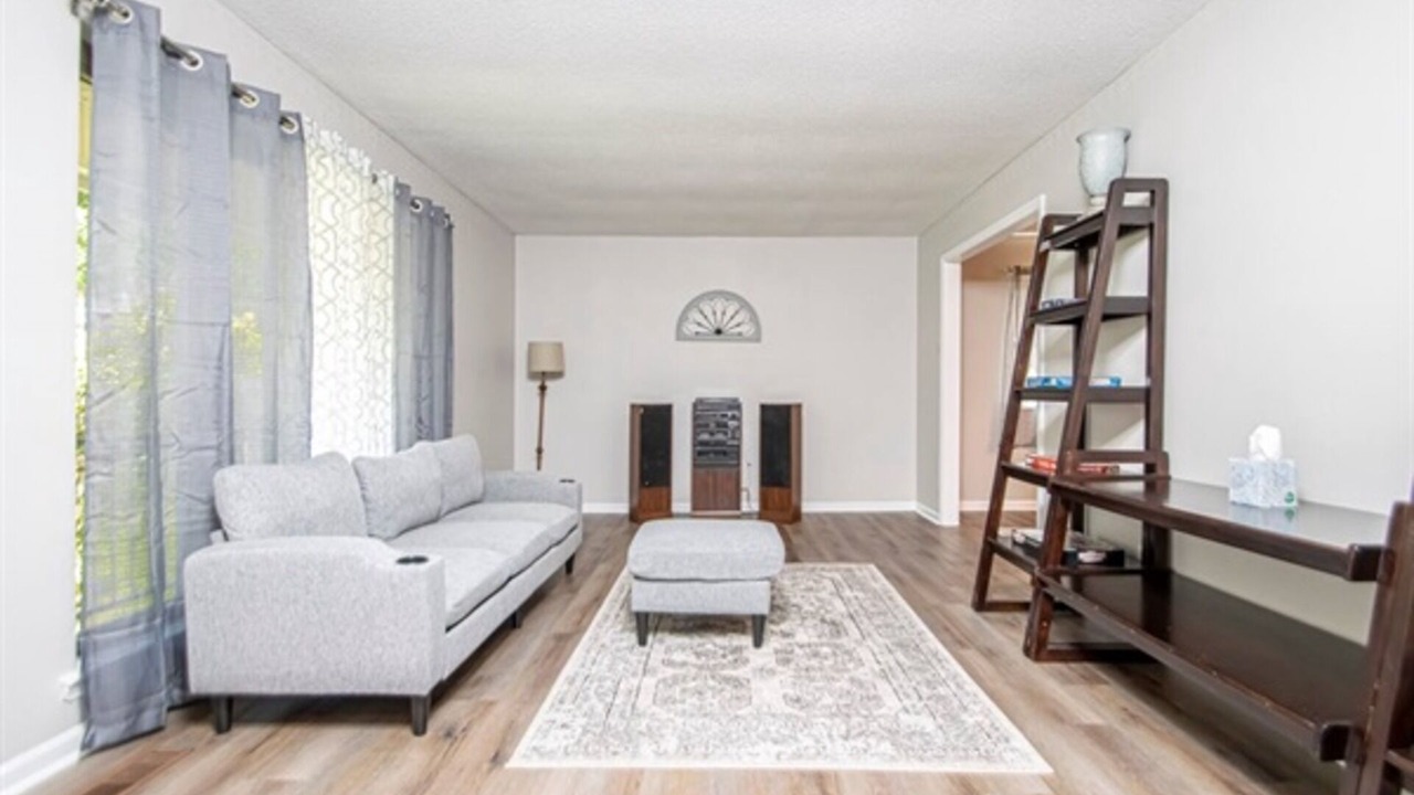 Photo of Bedroom in Ferndale