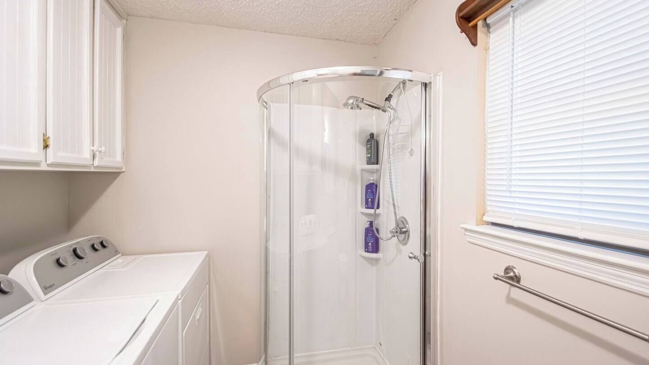Photo of Bathroom in Ferndale