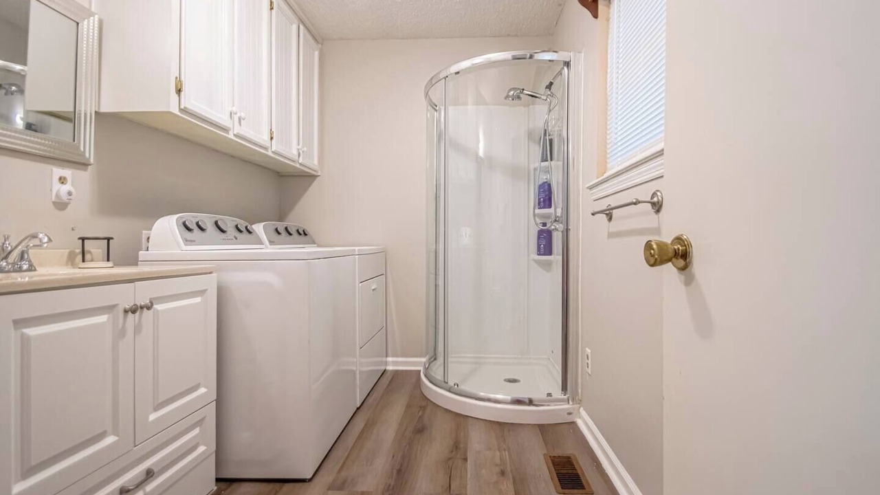 Photo of Bathroom in Ferndale