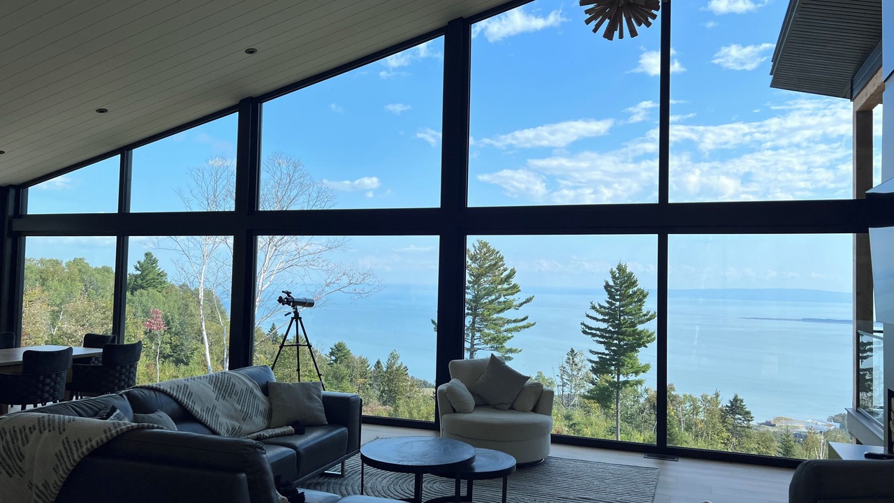 Photo of Livingroom in Saint-Joseph-de-la-Rive