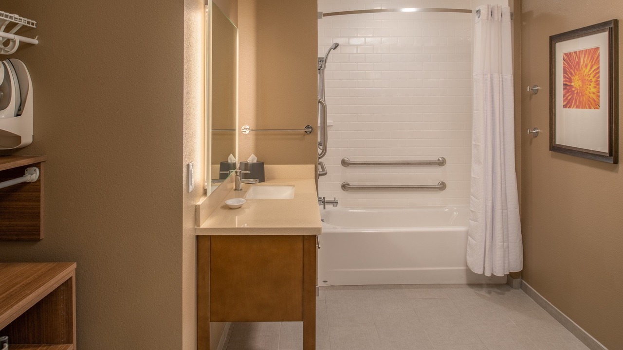 Photo of Bathroom in Hillsboro