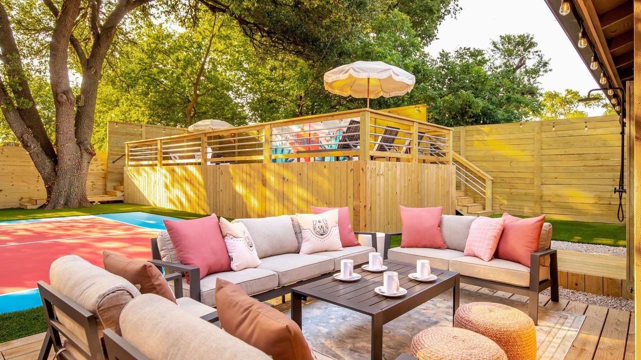 Photo of Patio Balcony in North Austin Civic Association