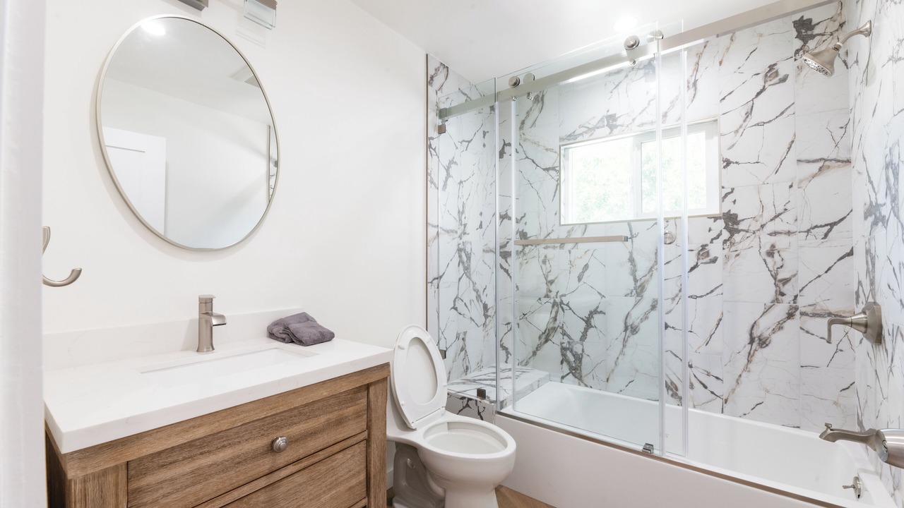 Photo of Bathroom in Woodland Hills