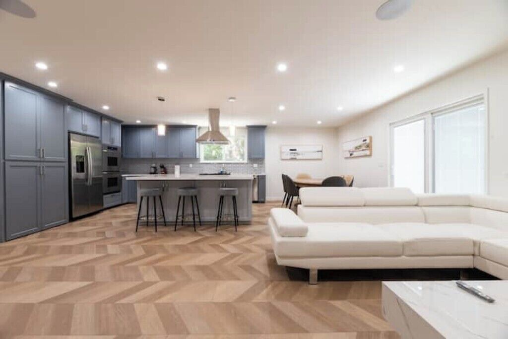 Photo of Livingroom in Woodland Hills