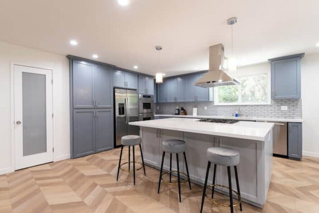 Photo of Kitchen in Woodland Hills