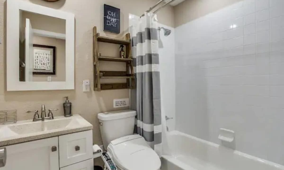 Photo of Bathroom in Grapevine
