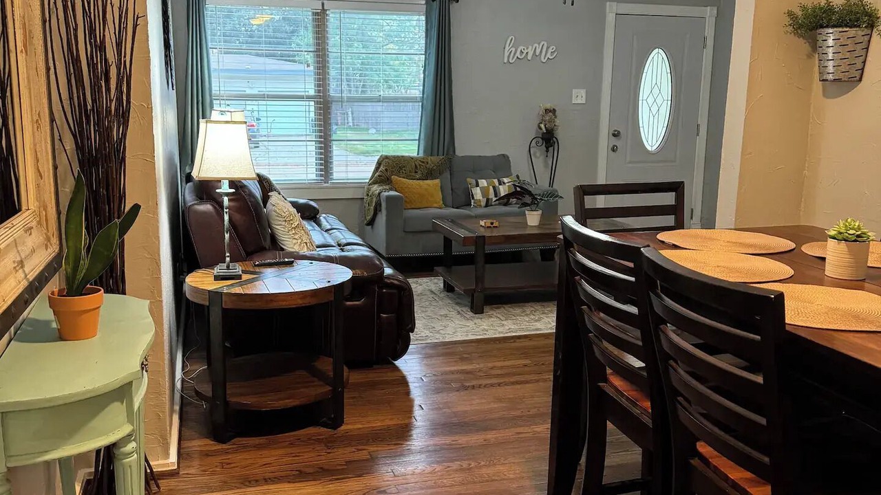 Photo of Livingroom in Deer Park