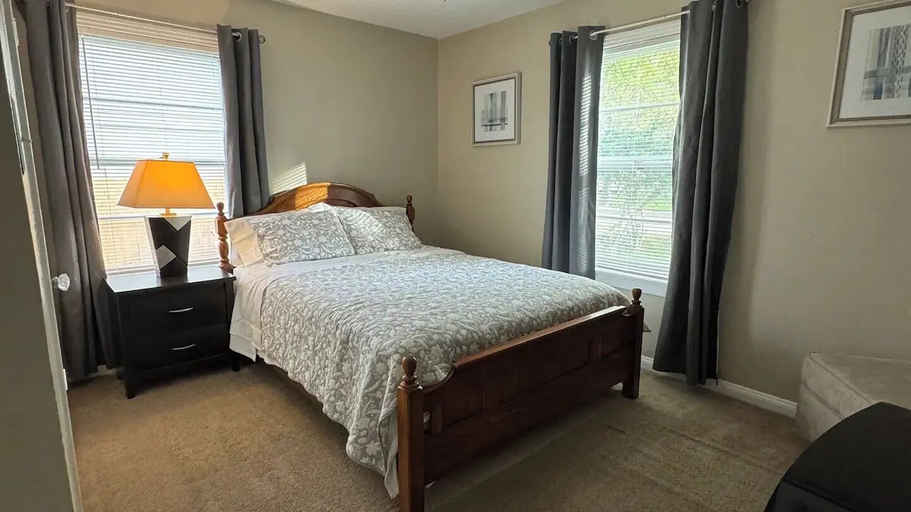Photo of Bedroom in Deer Park