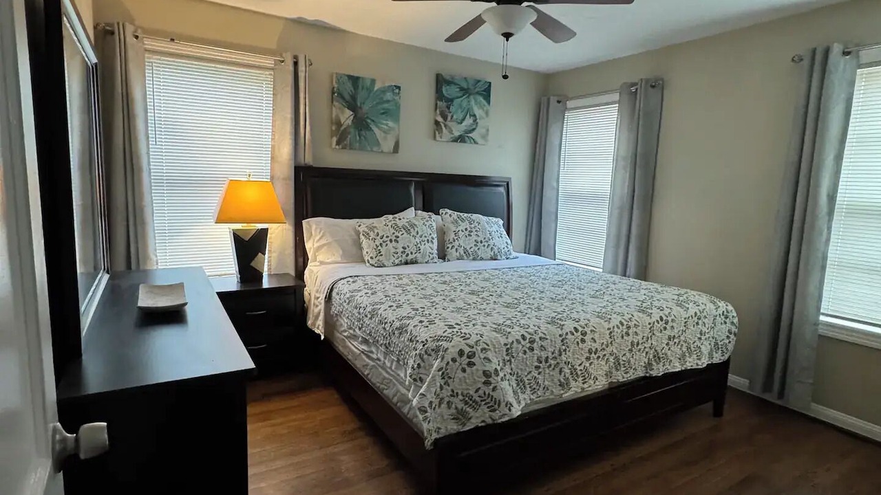 Photo of Bedroom in Deer Park