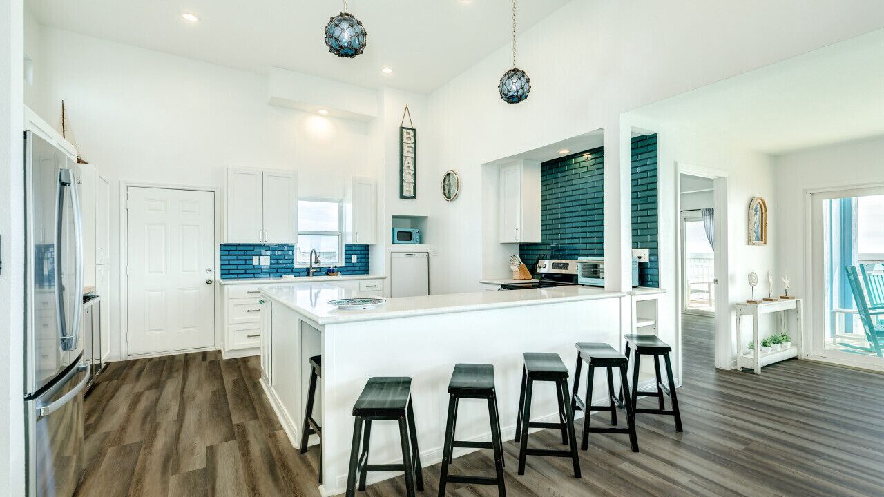 Photo of Kitchen in Jamaica Beach