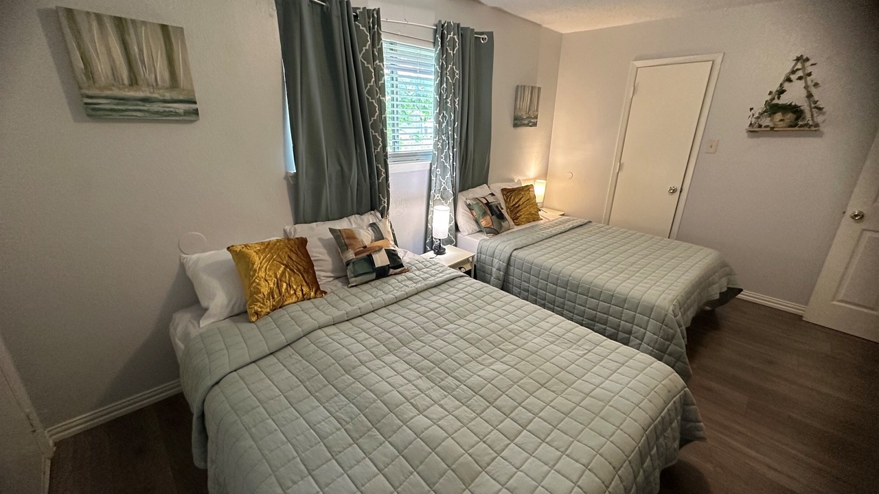 Photo of Bedroom in West Arlington