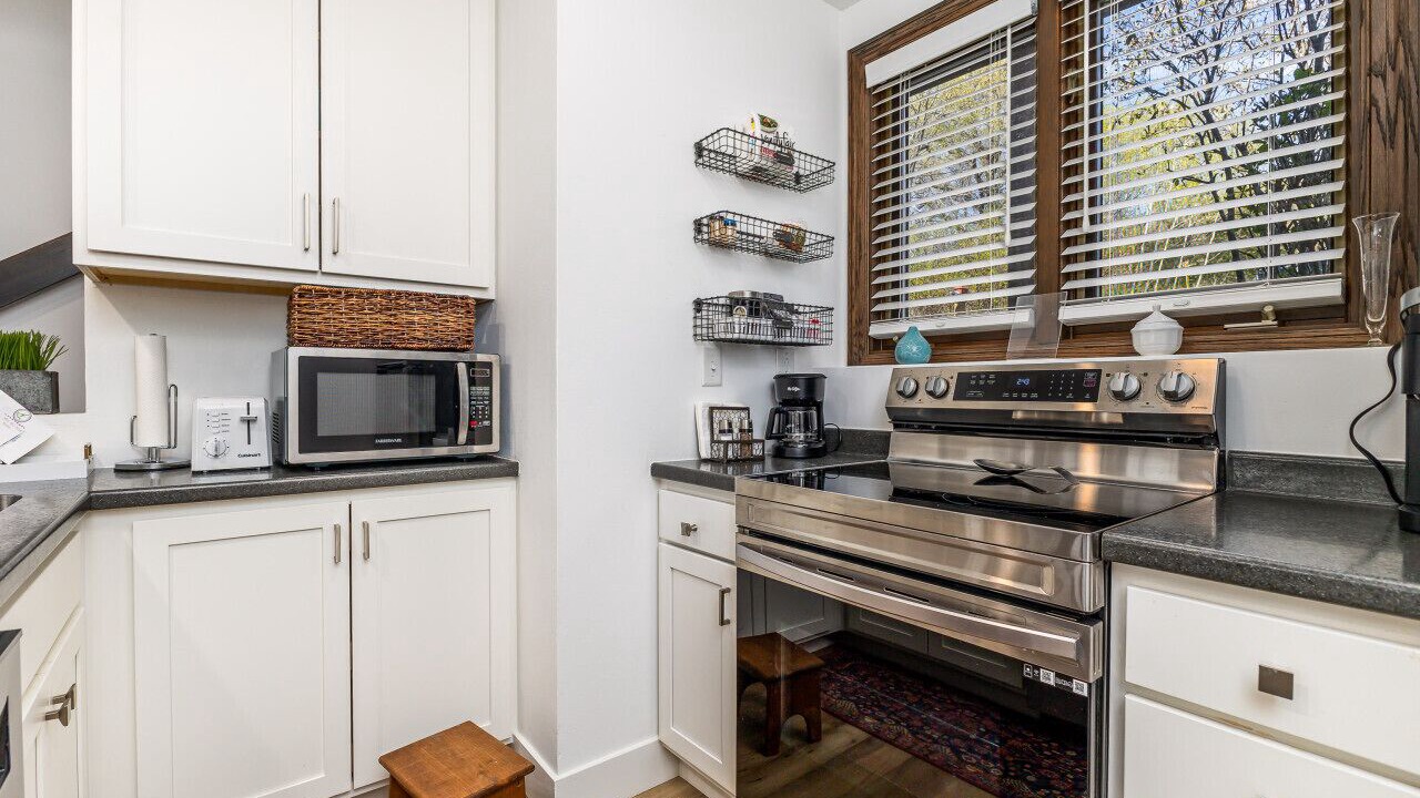 Photo of Kitchen in The Galena Territory