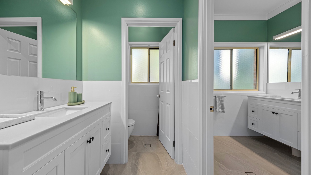 Photo of Bathroom in Blaxlands Ridge