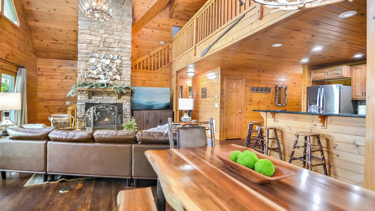 Photo of Livingroom in Ellijay
