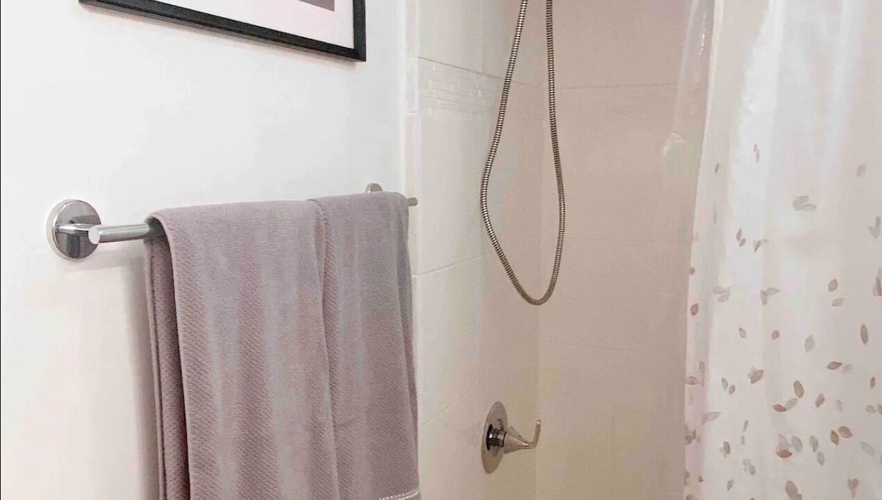Photo of Bathroom in Truckland