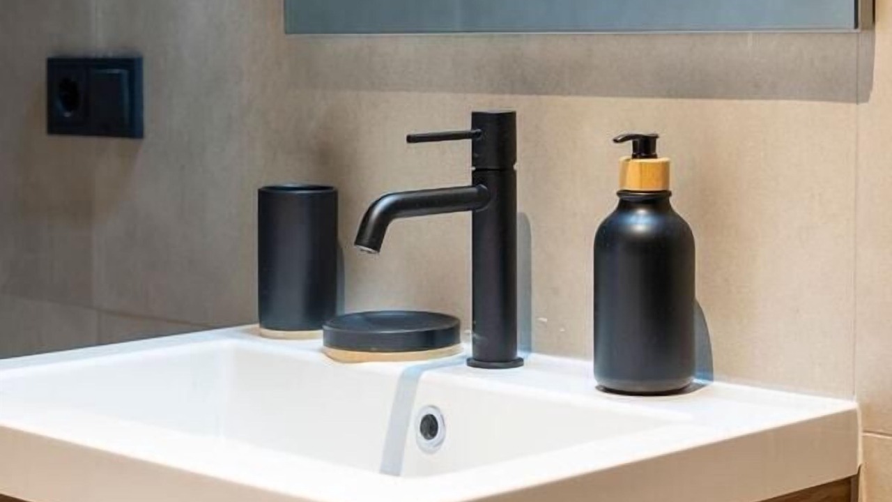 Photo of Bathroom in Montolivet