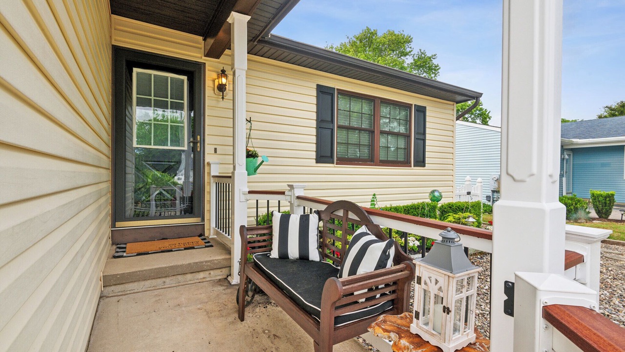 Photo of Patio Balcony in Village Green