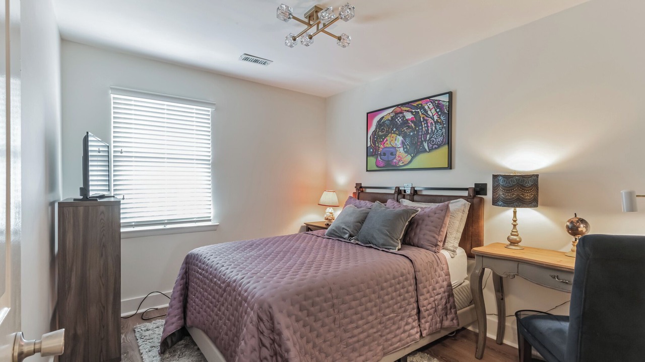 Photo of Bedroom in Village Green