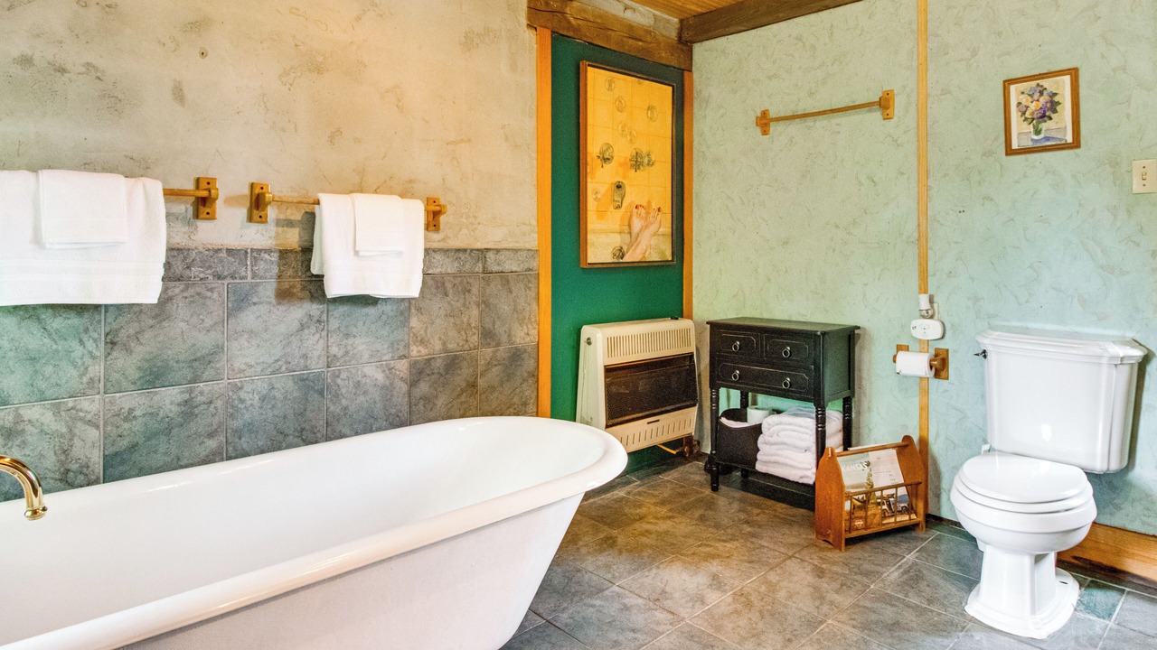 Photo of Bathroom in Calico Rock
