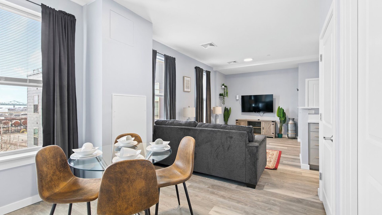 Photo of Others in Everett