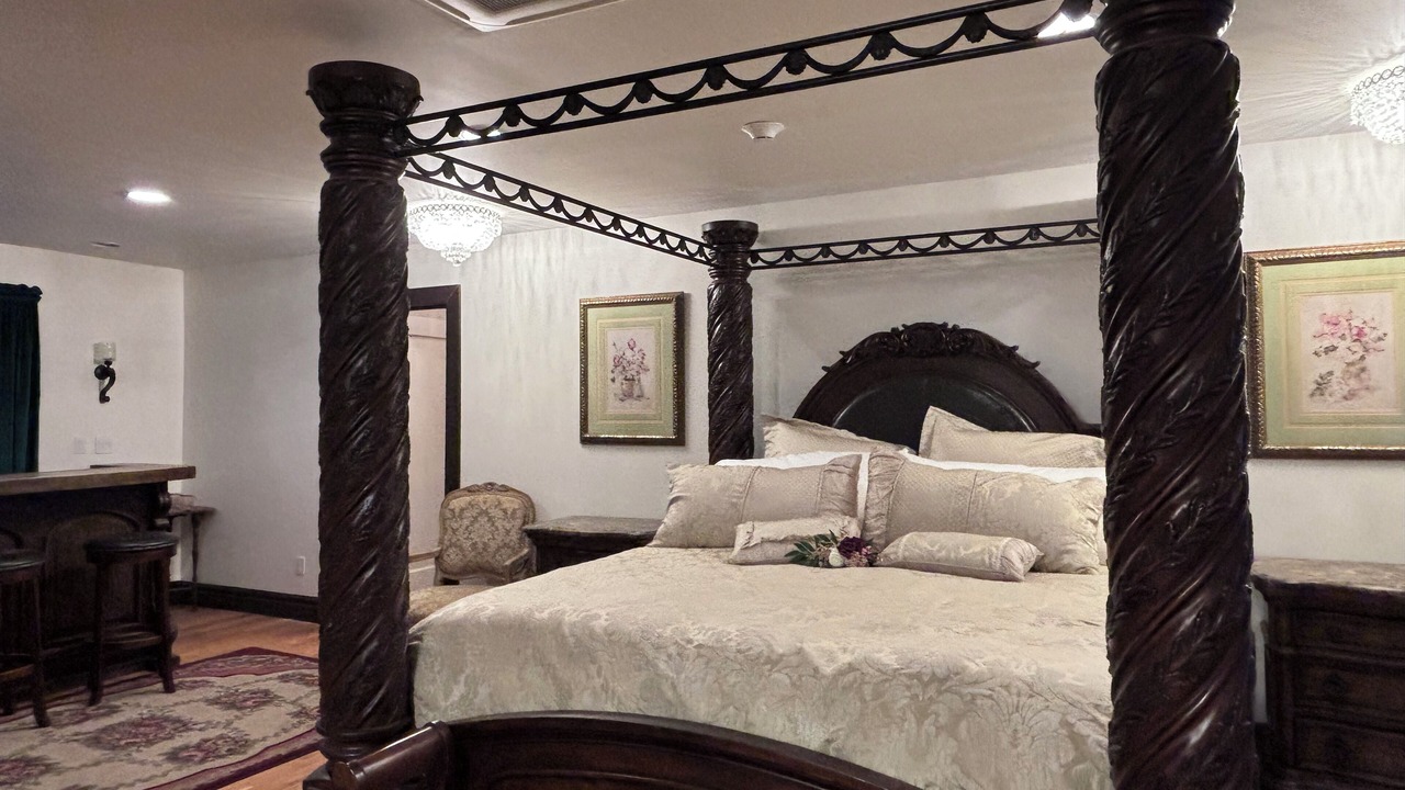 Photo of Bedroom in Excelsior Springs