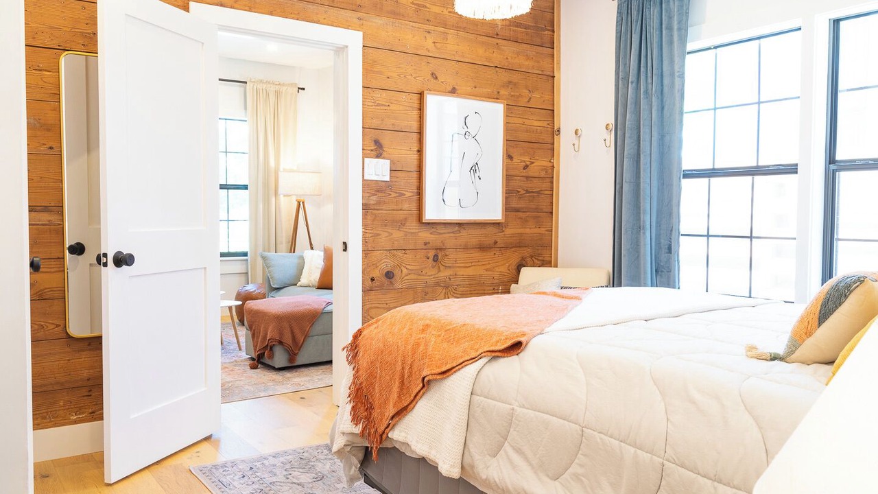 Photo of Bedroom in Northside