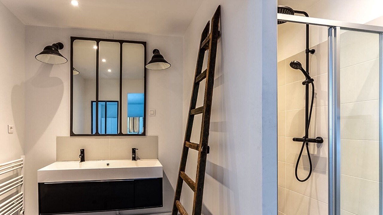 Photo of Bathroom in Ville-d'Avray