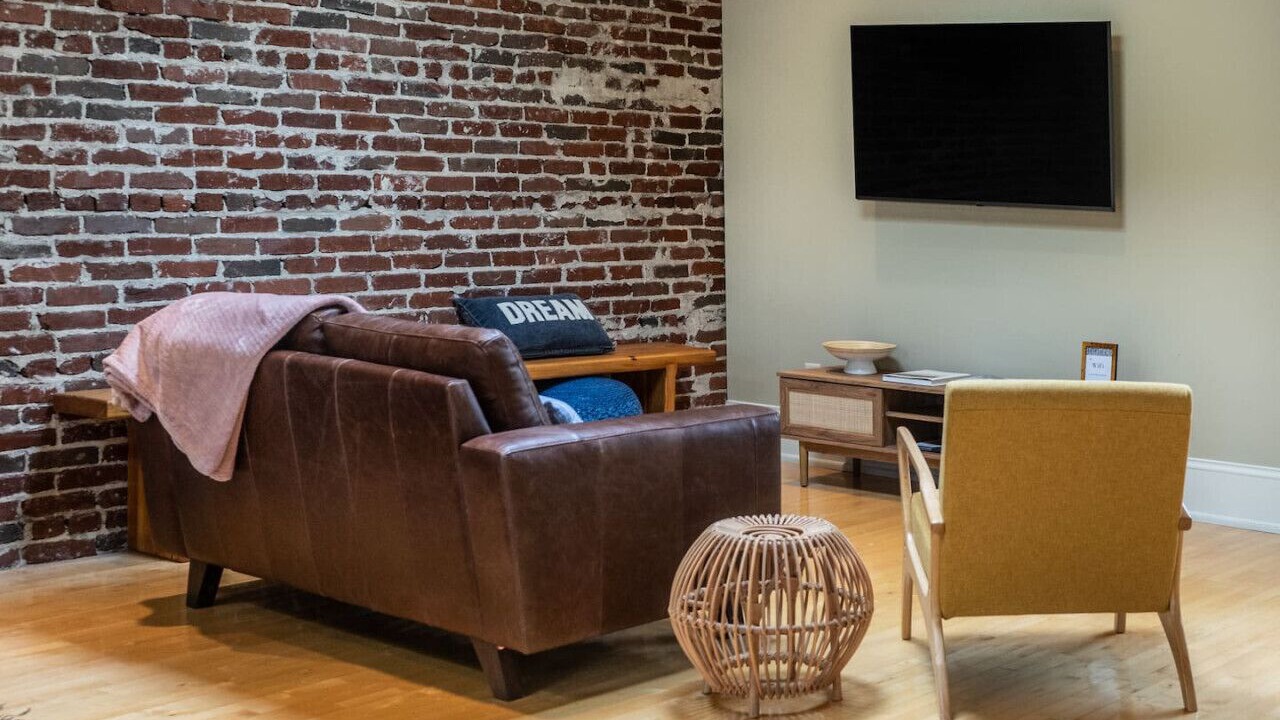 Photo of Livingroom in Lexington