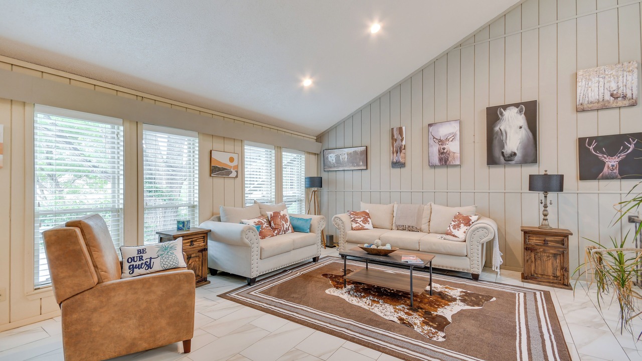 Photo of Livingroom in Dalhart