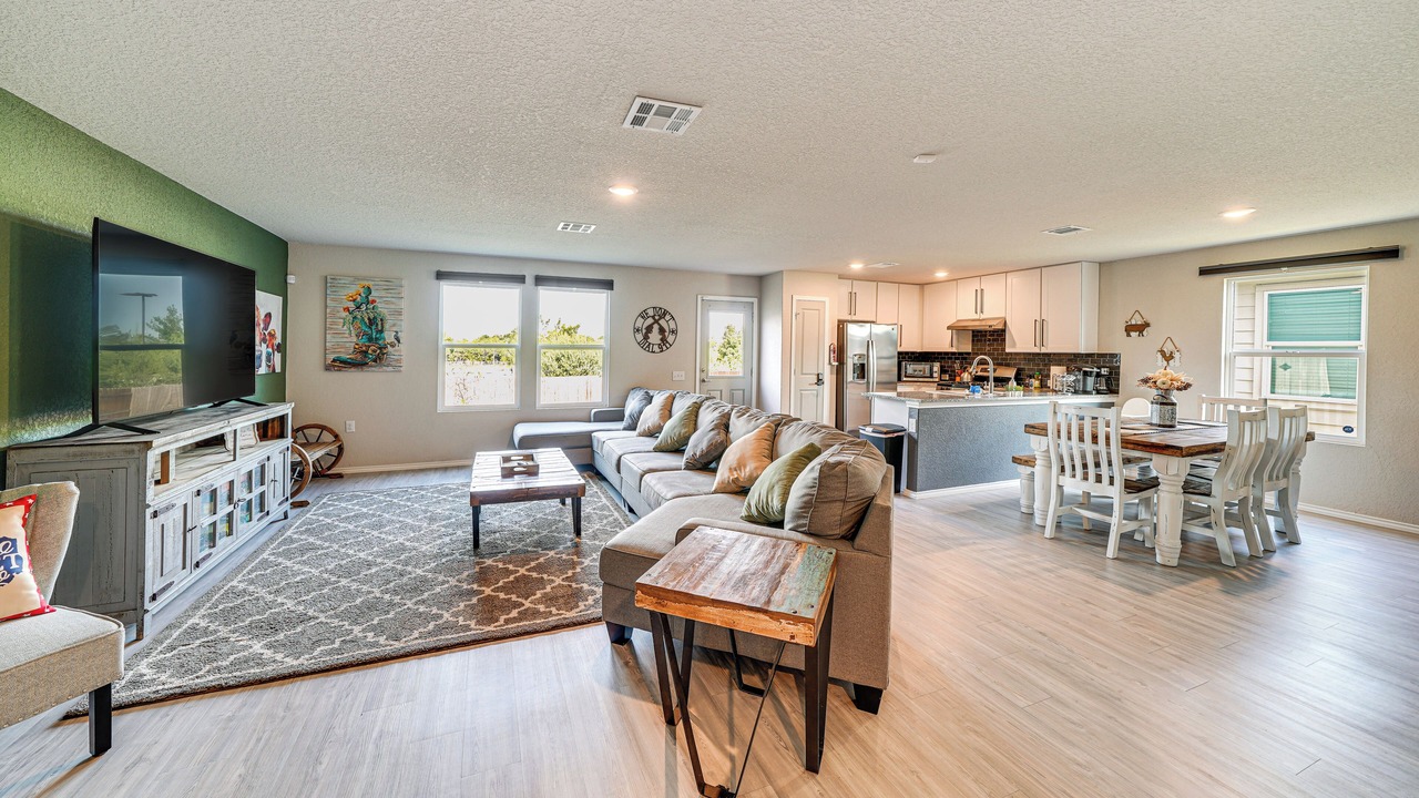 Photo of Livingroom in Wetmore
