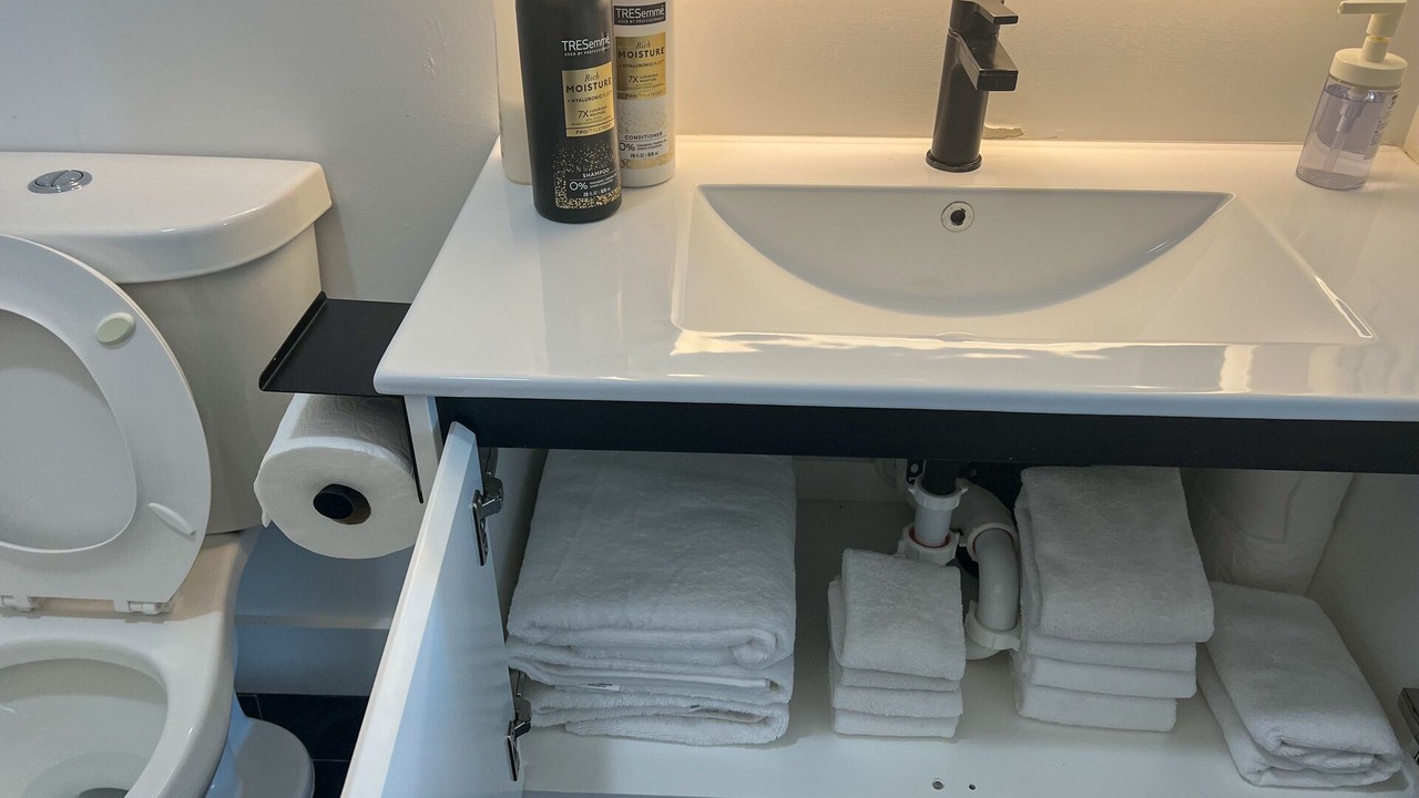 Photo of Bathroom in Elizabeth