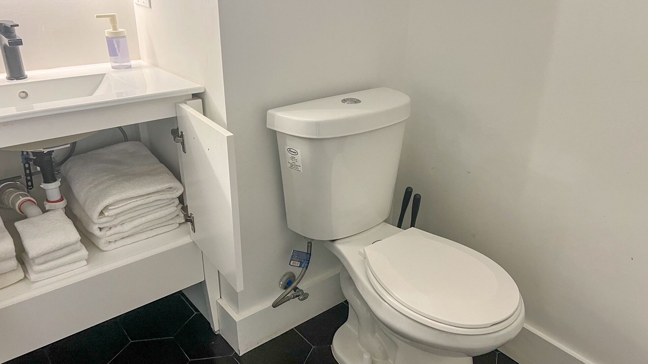 Photo of Bathroom in Elizabeth