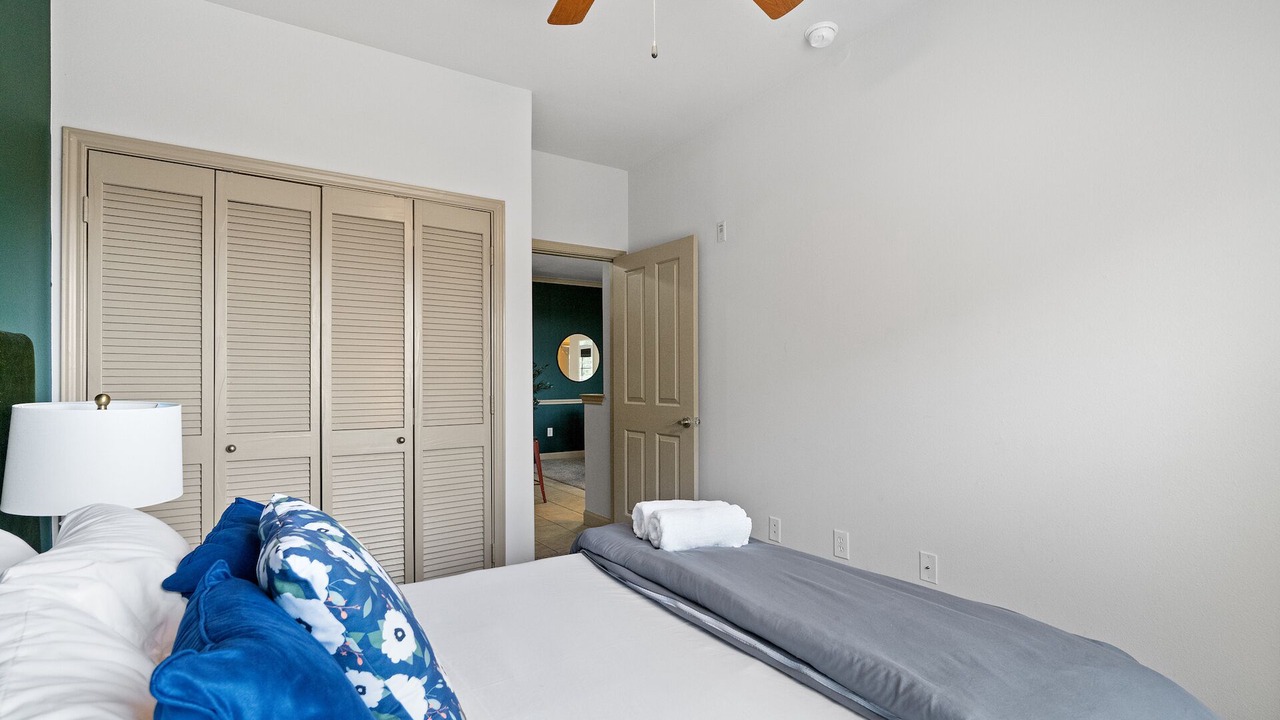 Photo of Bedroom in McNeil