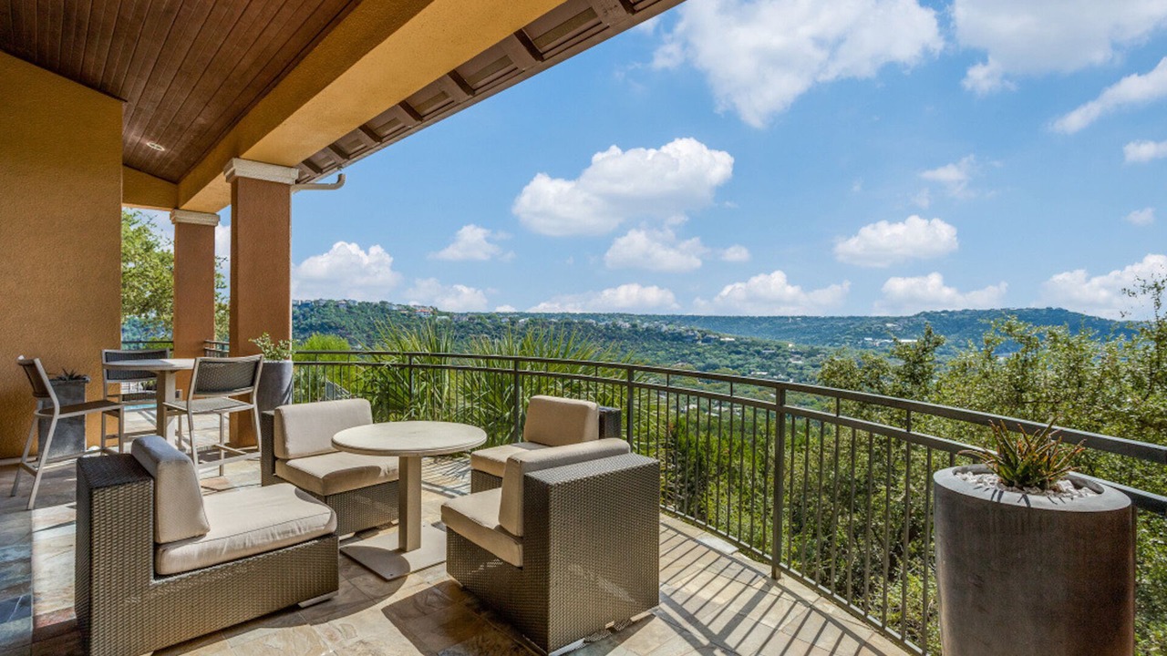 Photo of Outdoor in McNeil