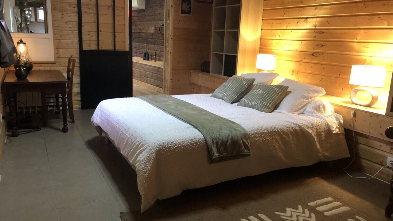 Photo of Bedroom in Juzet-d'Izaut