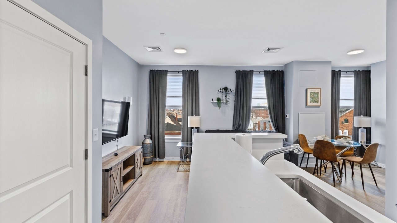 Photo of Others in Everett