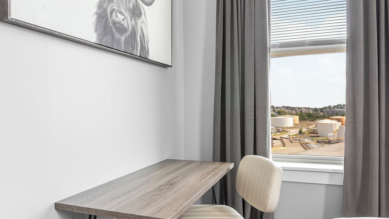 Photo of Bedroom in Everett