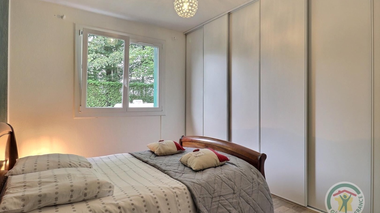 Photo of Bedroom in Parigne