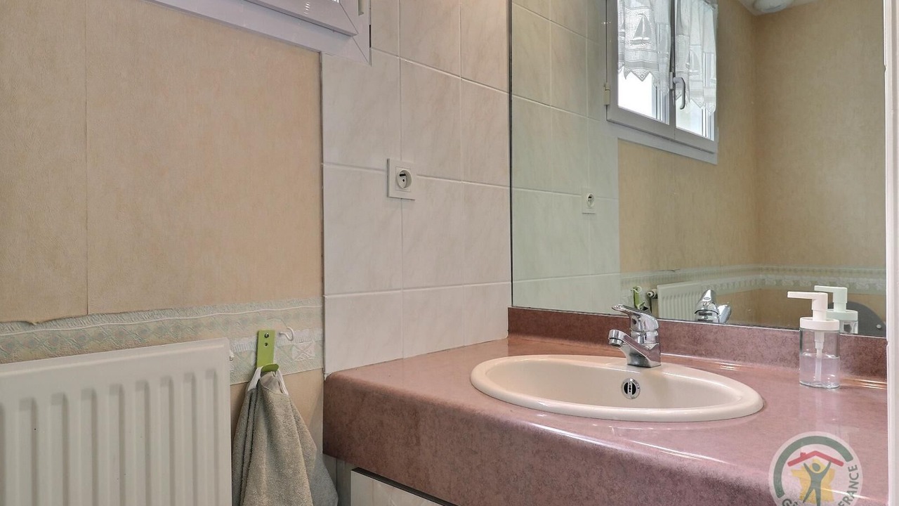 Photo of Bathroom in Parigne