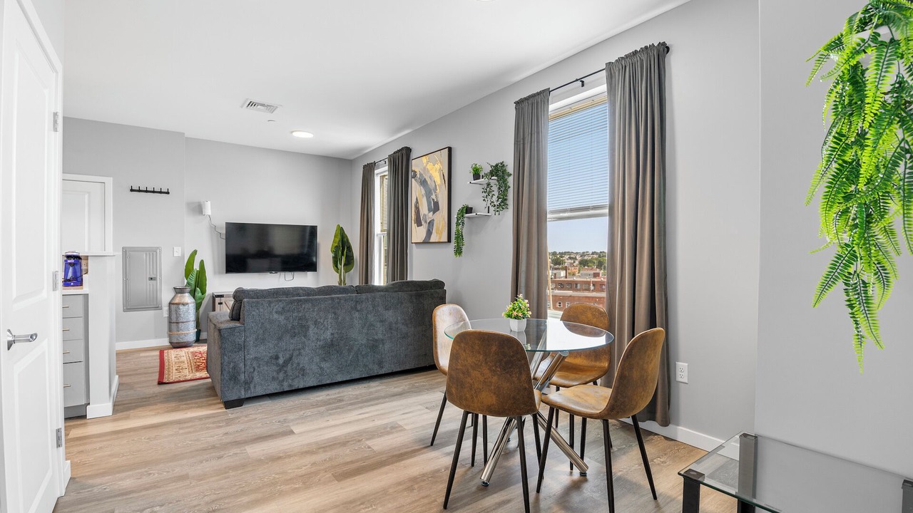 Photo of Others in Everett