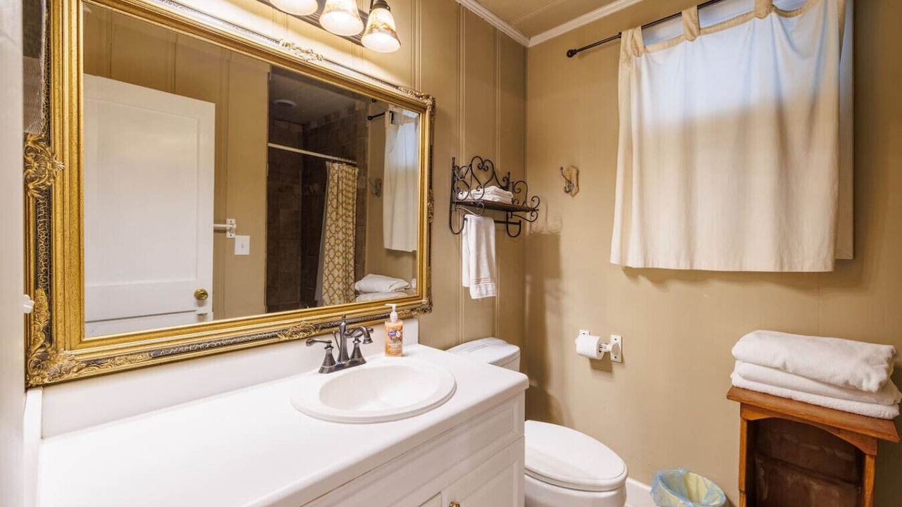 Photo of Bathroom in Valley Head
