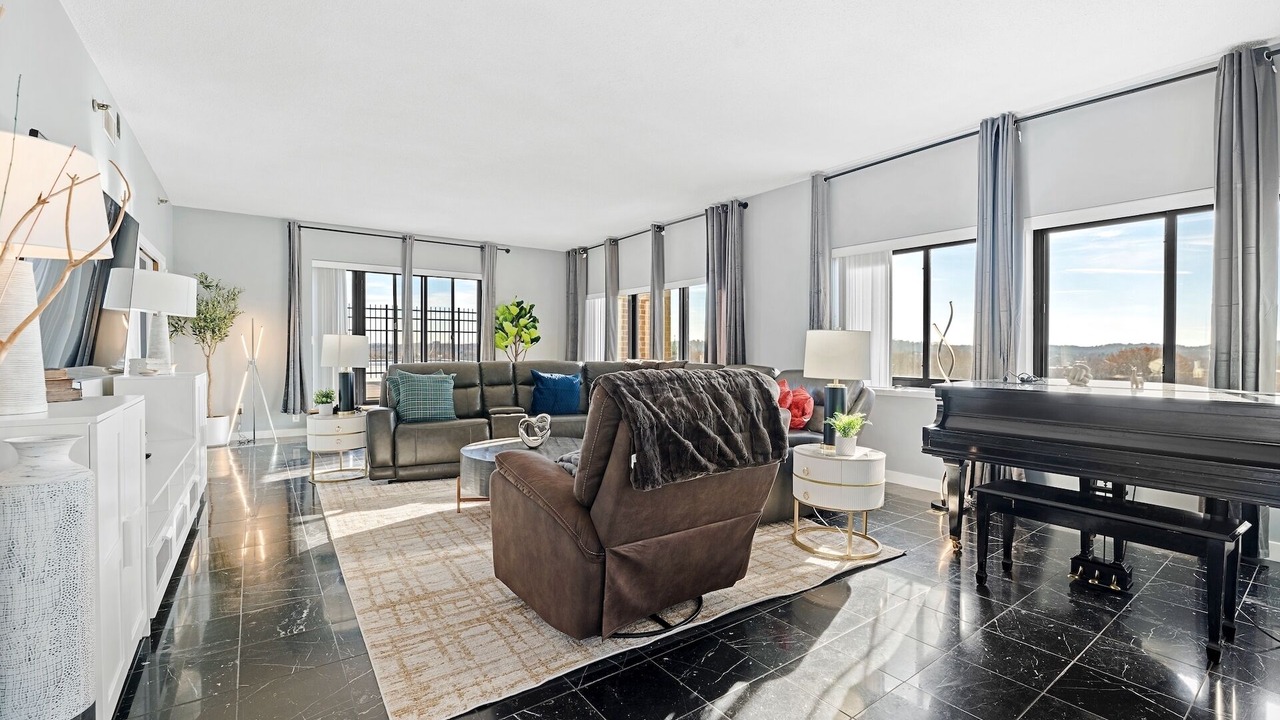 Photo of Livingroom in Watertown
