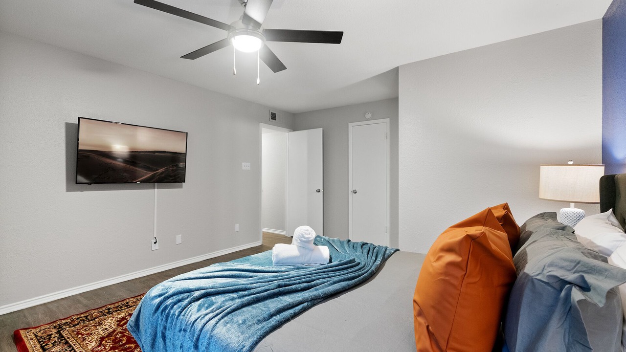 Photo of Bedroom in University Hills and Windsor Park