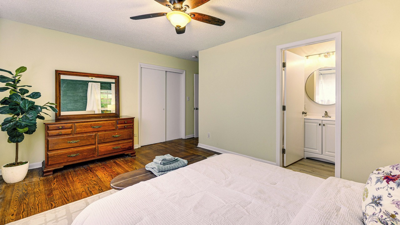 Photo of Bedroom in Huntsville