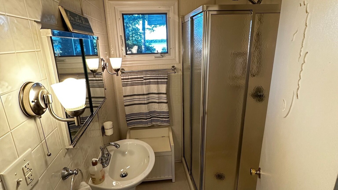Photo of Bathroom in Dutton