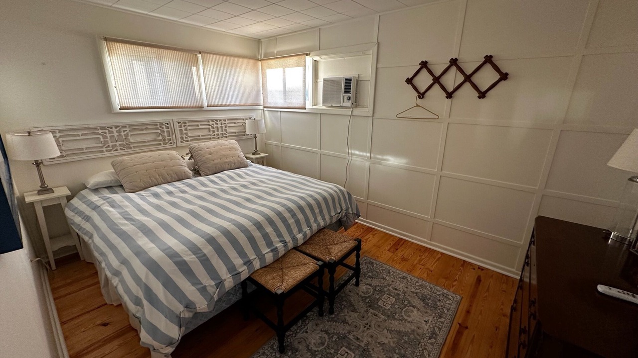 Photo of Bedroom in Dutton