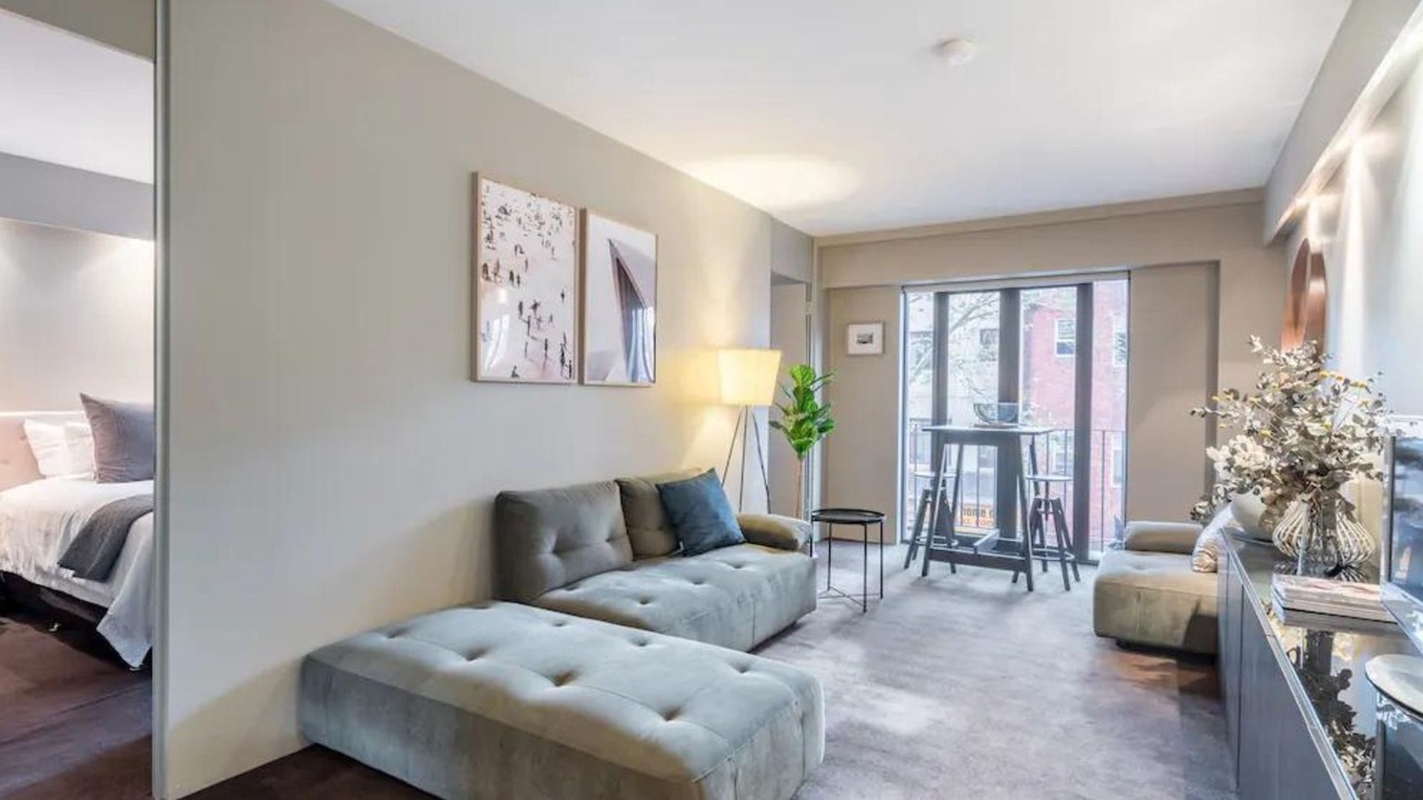 Photo of Others in Elizabeth Bay