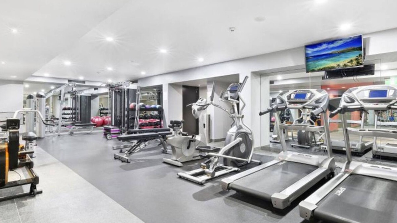 Photo of Others in Elizabeth Bay