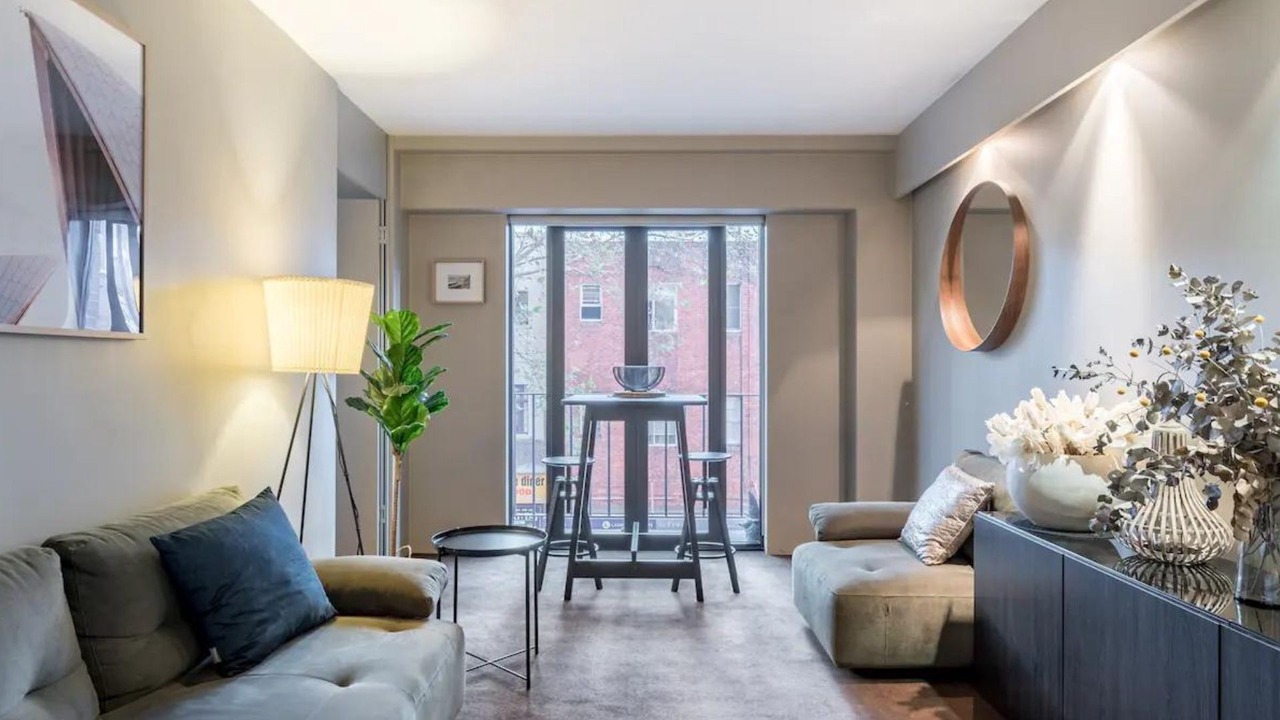 Photo of Others in Elizabeth Bay